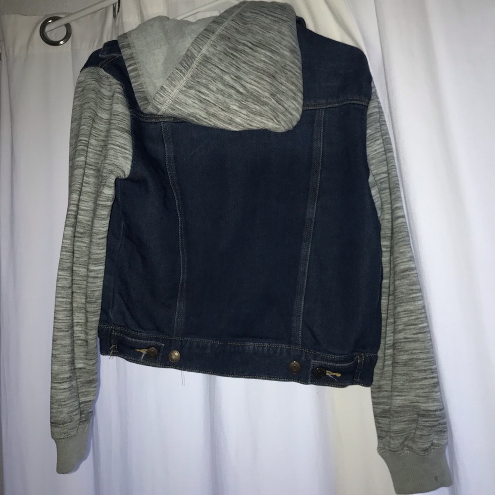 jacket - Picture 2 of 3